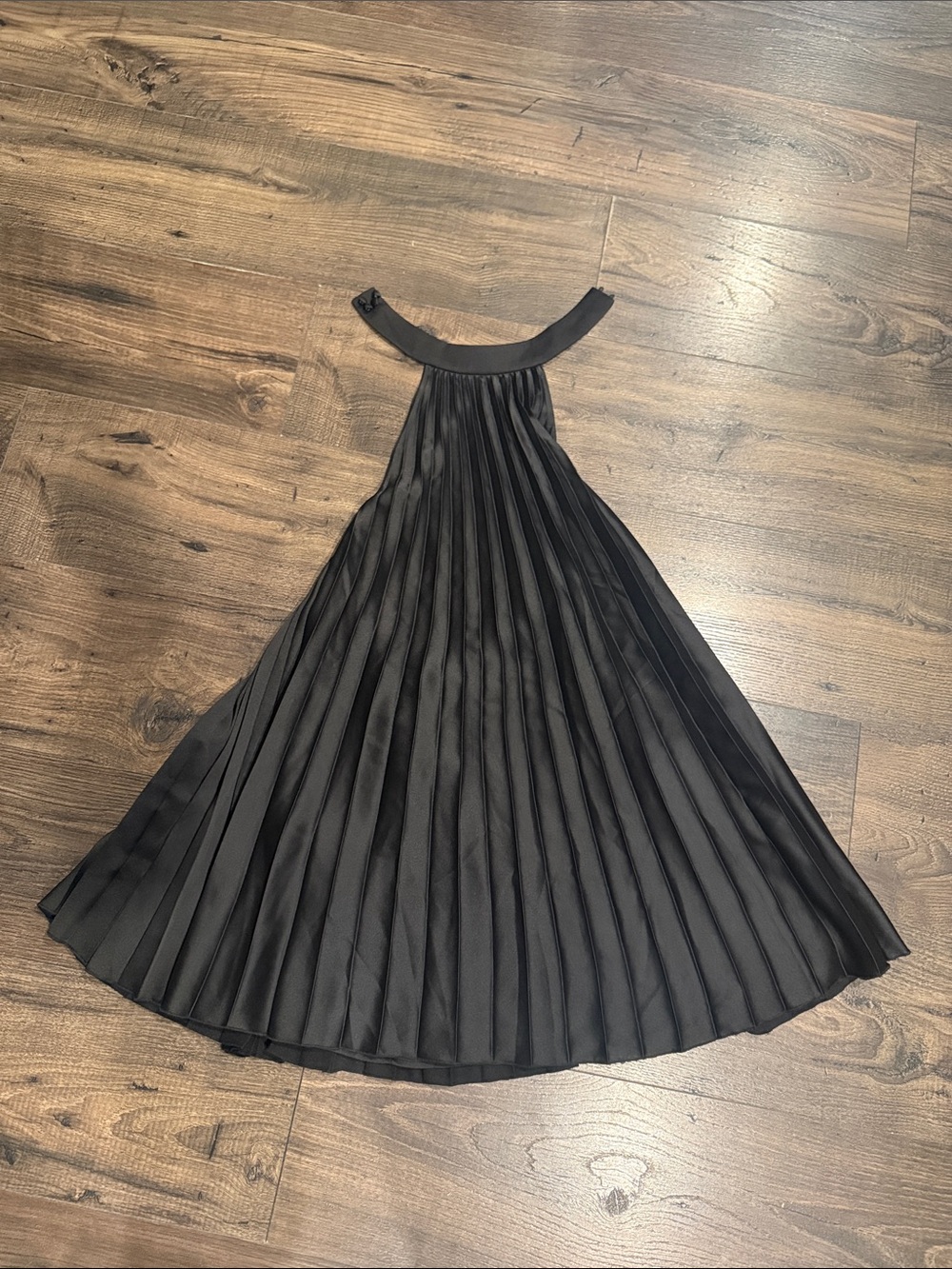 Abercrombie & Fitch Open Back Swing Mini Pleated Dress